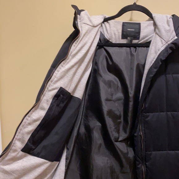 FOREVER 21 BLACK PUFFER COAT - Picture 5 of 12